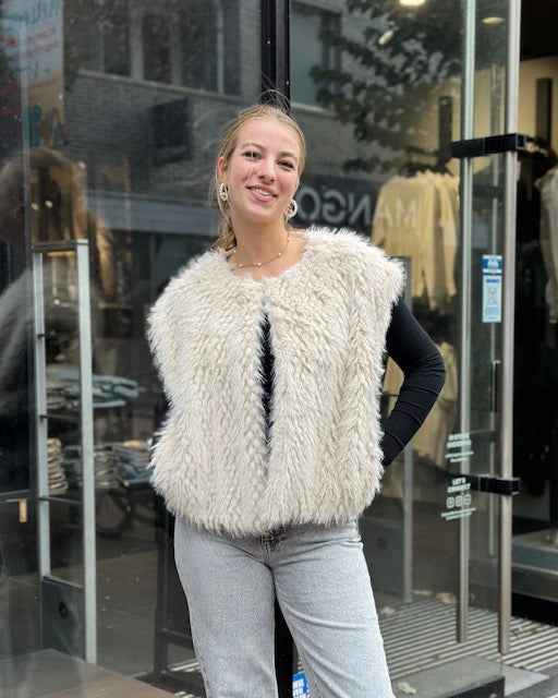 Fluffy Gillet Beige