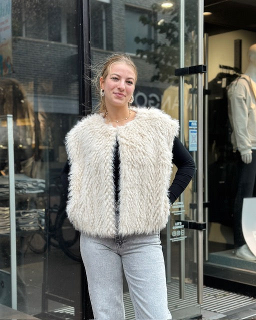 Fluffy Gillet Beige